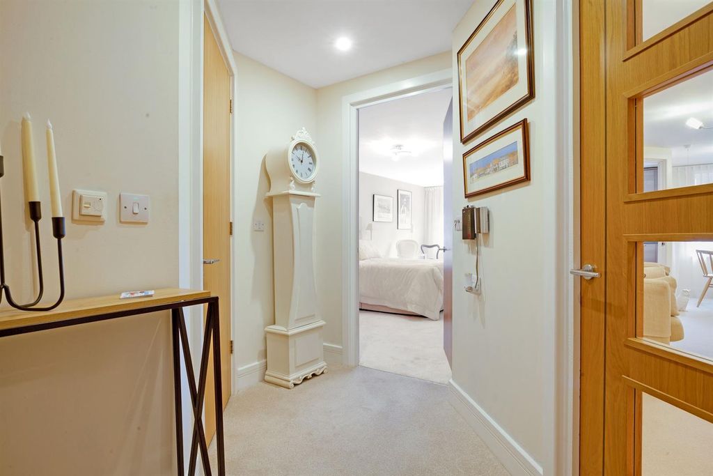 Additional image 10 of 1 bed flat for saleWeighbridge Court, 301 High Street, Chipping Ongar, Essex CM5