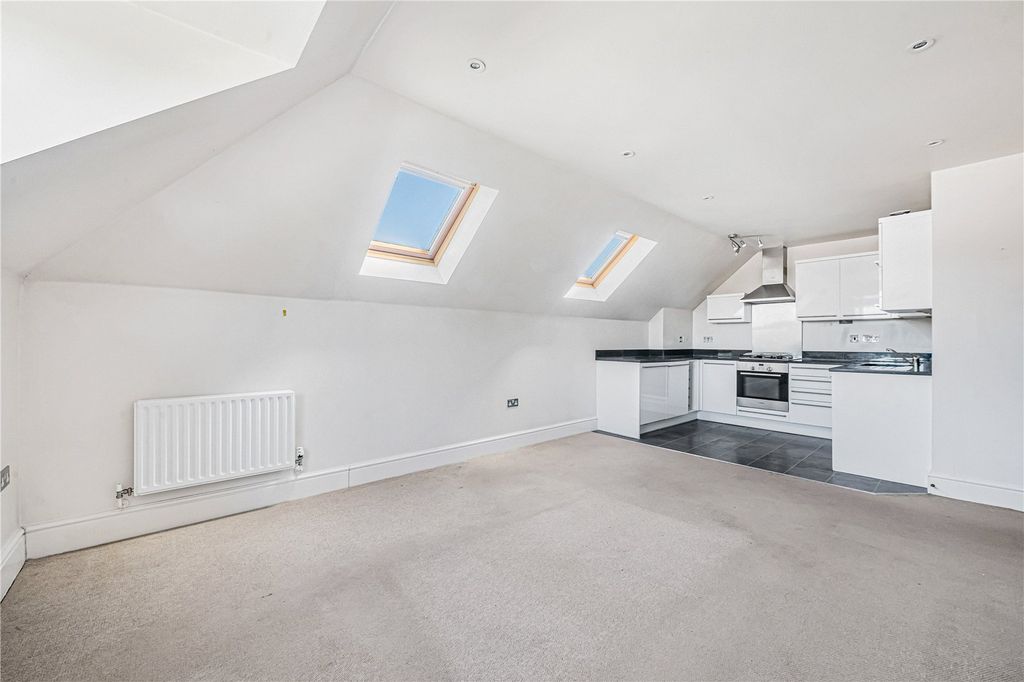 Additional image 4 of 2 bed flat for saleBarnhouse Close, Pulborough, West Sussex RH20