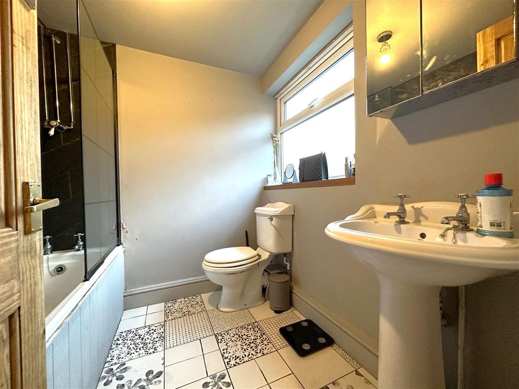 Additional image 14 of 3 bed terraced house for saleSouthend Avenue, Newark NG24