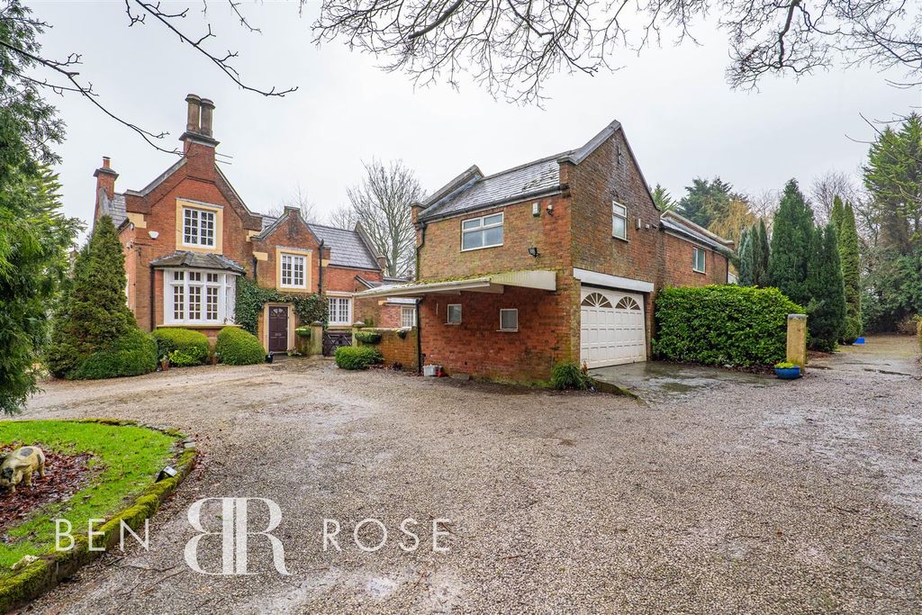 Additional image 17 of 4 bed detached house for saleThe Grange, D'urton Lane, Broughton, Preston PR3
