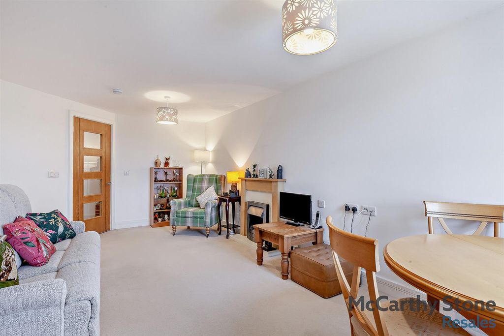 Additional image 20 of 1 bed flat for saleWeighbridge Court, 301 High Street, Chipping Ongar, Essex CM5