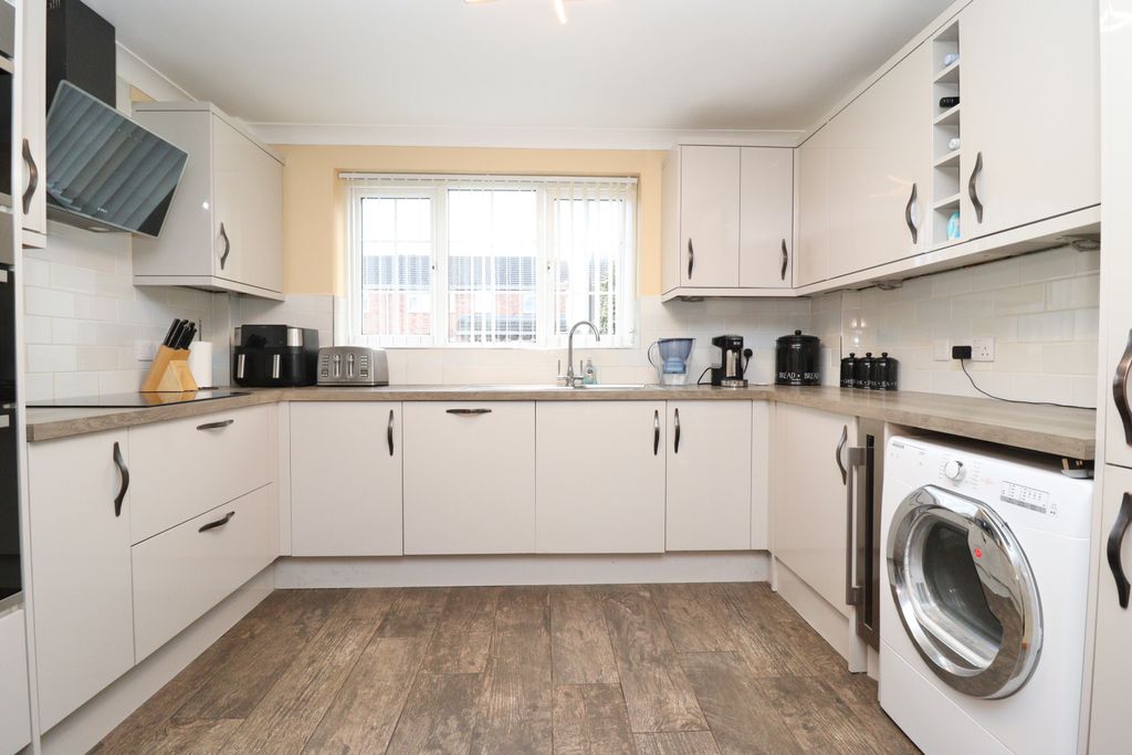 Additional image 23 of 4 bed detached house for saleAnglian Way, Market Rasen LN8