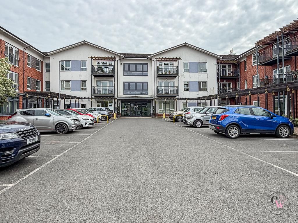 2 bed flat for saleEast Road, Middlewich CW10