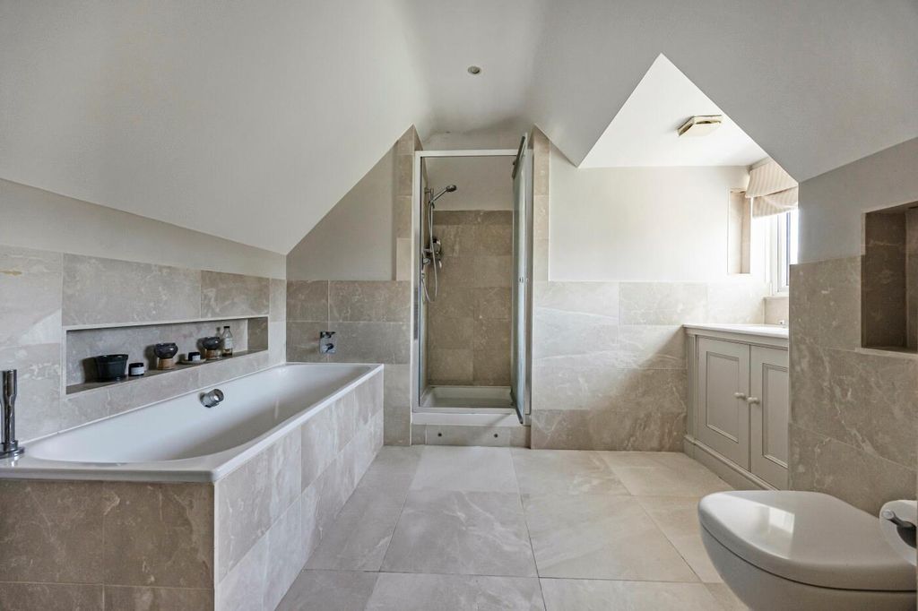 Additional image 14 of 6 bed detached house for saleHighfield Park, Marlow SL7