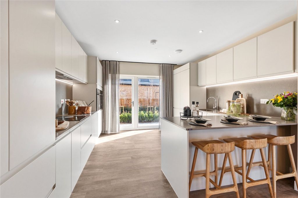 5 bed detached house for saleScotforth Road, Lancaster, Lancashire LA1