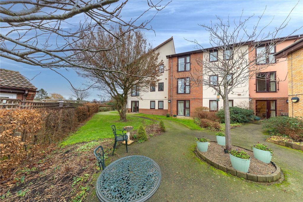 Additional image 12 of 2 bed flat for saleThe Limes, Newport Pagnell MK16