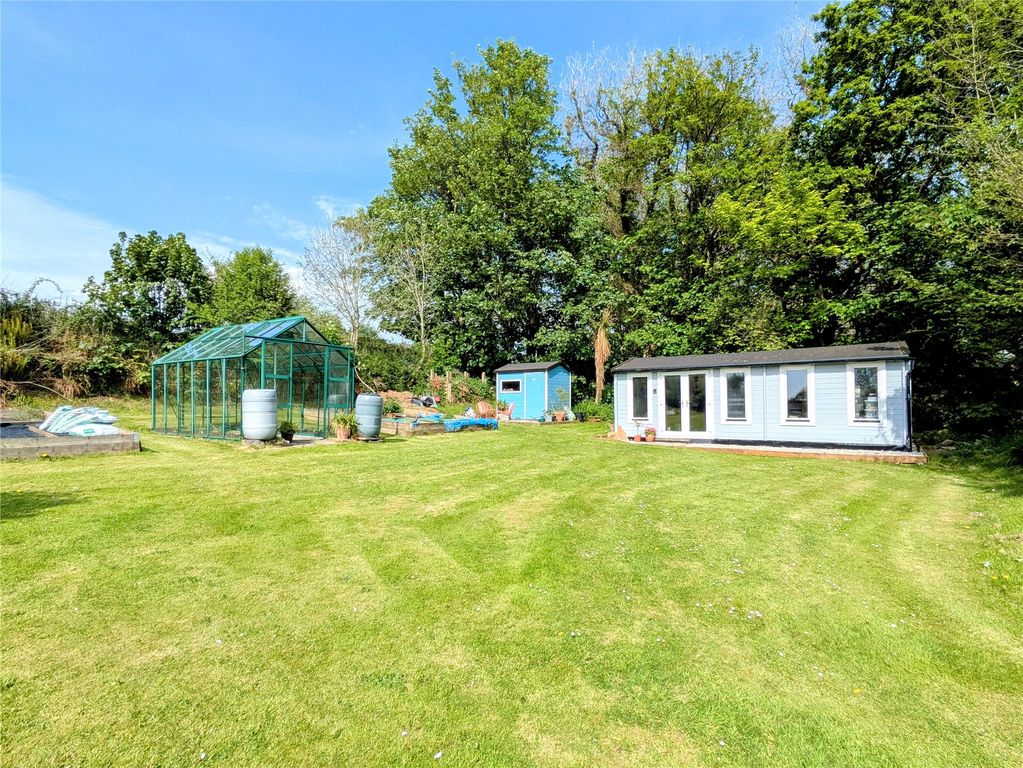 3 bed detached house for saleLiskeard, Cornwall PL14 photo 5