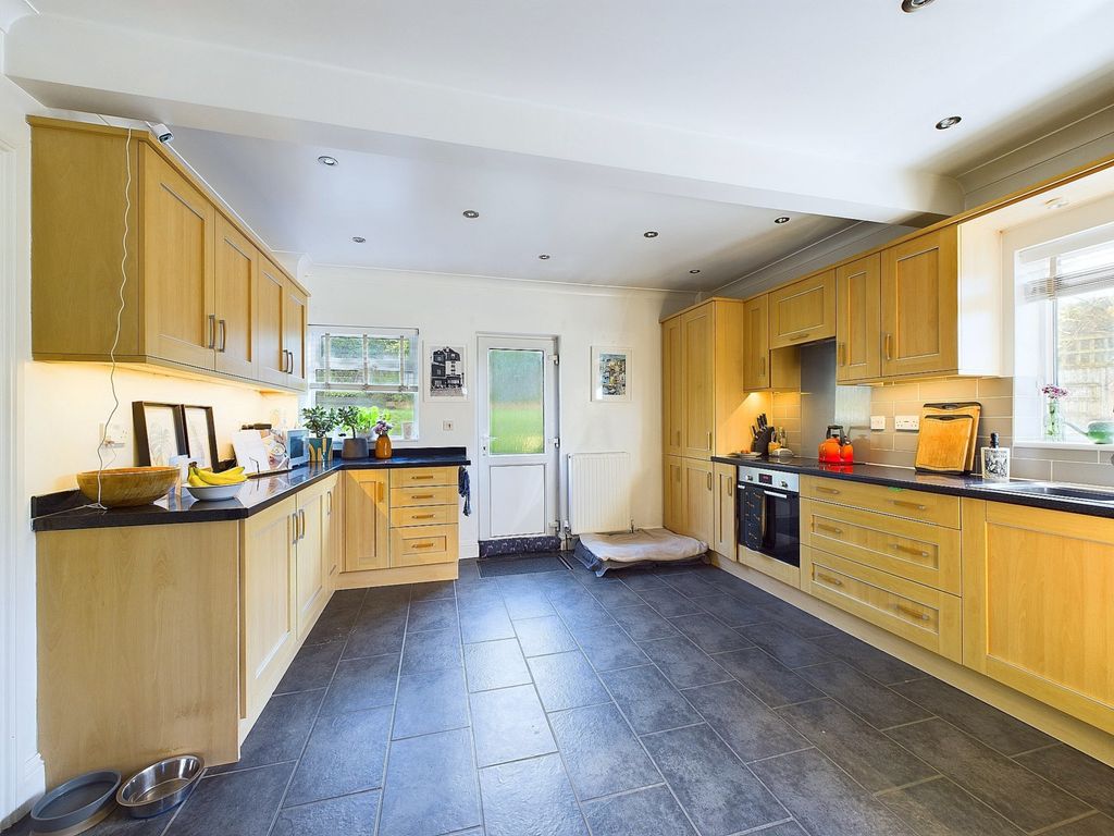 Additional image 8 of 3 bed semi-detached house for salePrinces Place, Princes Risborough, Buckinghamshire HP27