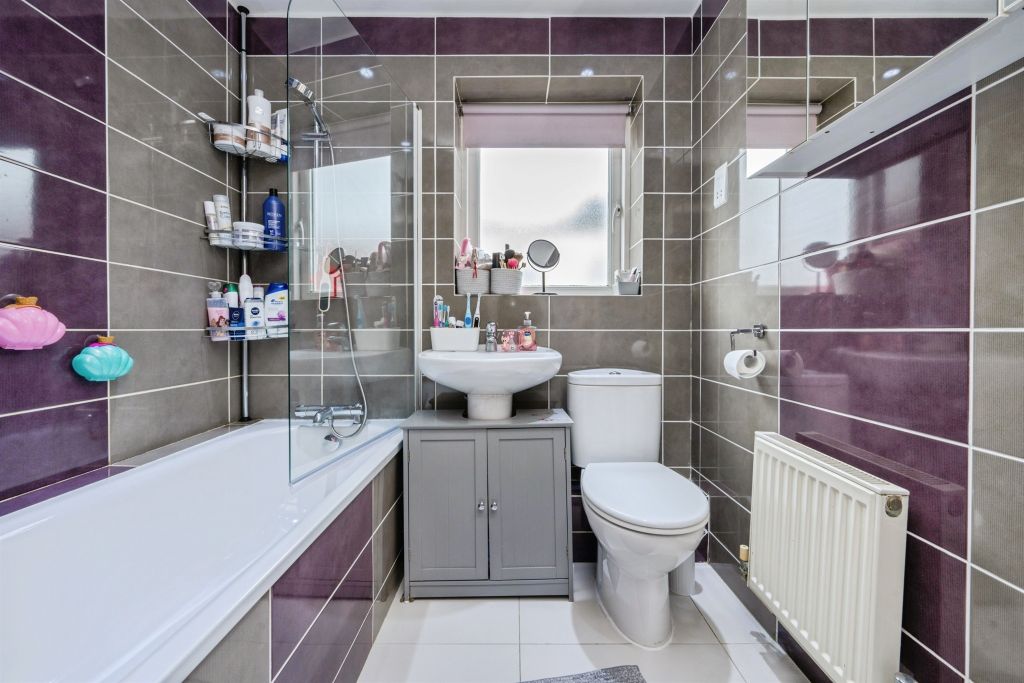 Additional image 5 of 1 bed flat for saleAddenbrookes Road, Newport Pagnell MK16