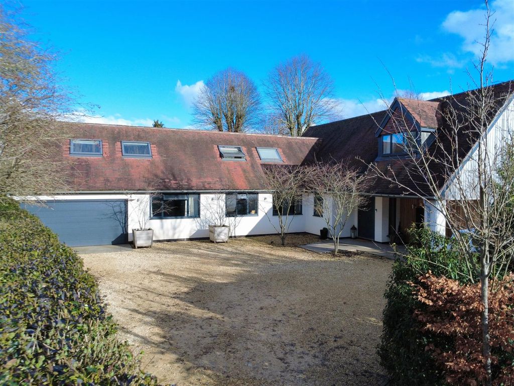 Additional image 28 of 6 bed detached house for saleBuckingham Road, Newbury RG14