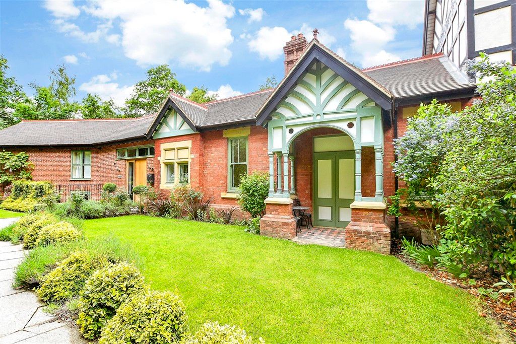 3 bed semi-detached house for saleStation Approach, Mayfield, East Sussex TN20 photo 2