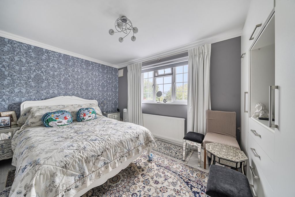 Additional image 5 of 6 bed end terrace house for saleRushdene Crescent, Northolt UB5
