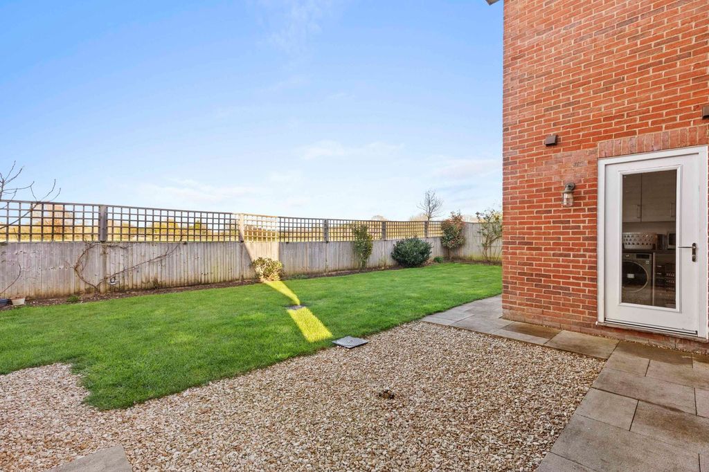 Additional image 14 of 4 bed detached house for saleWayfarers End, Princes Risborough HP27