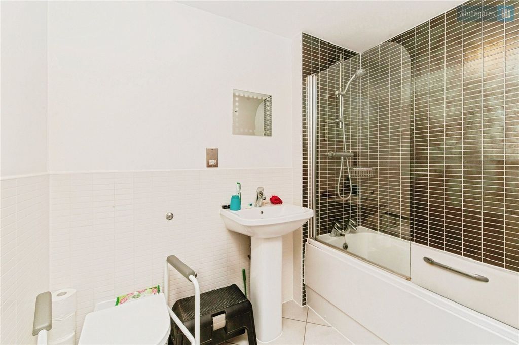 Additional image 12 of 2 bed flat for saleWheelock House, Nantwich, Cheshire CW5