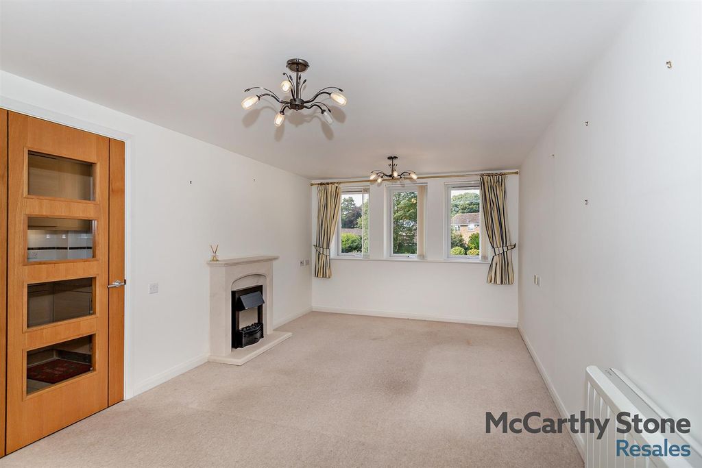 Additional image 11 of 2 bed flat for saleHollis Court, Castle Howard Road, Malton YO17