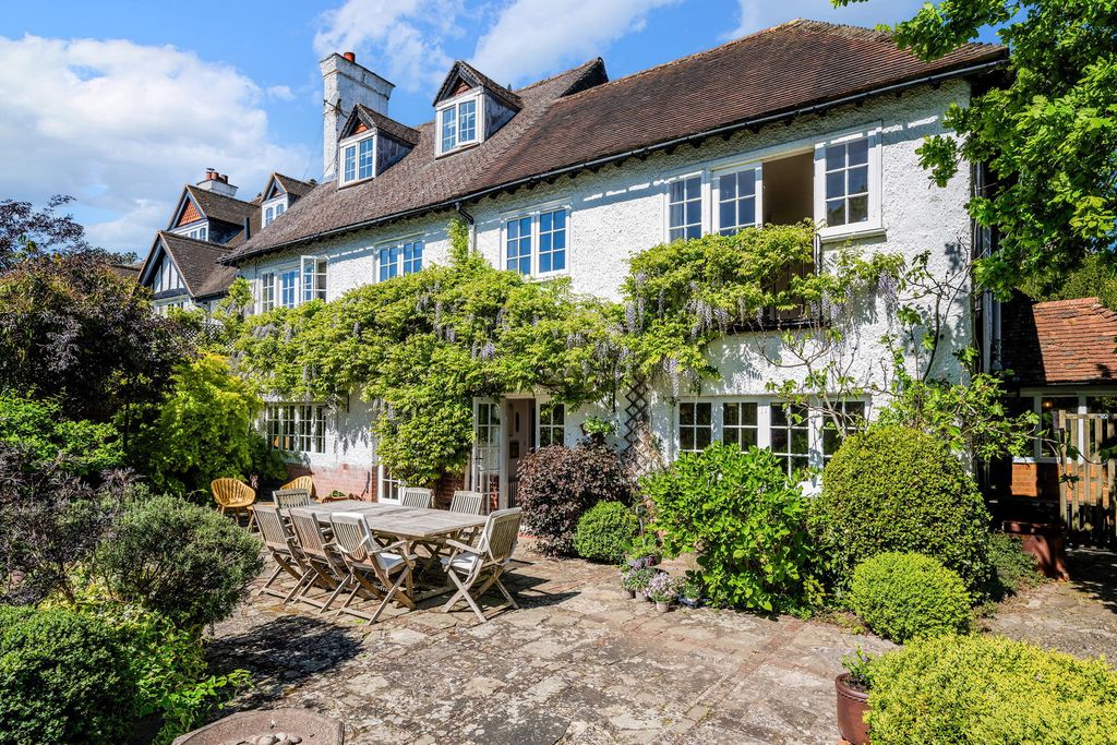 5 bed semi-detached house for saleBluehouse Lane, Oxted RH8