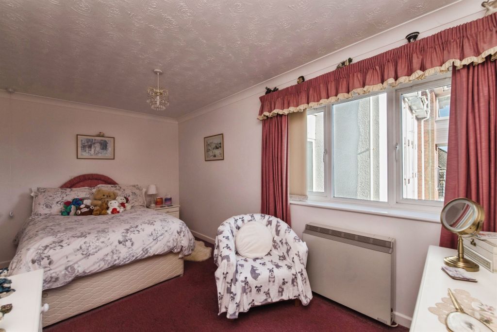 Additional image 7 of 2 bed flat for saleAnning Road, Lyme Regis DT7