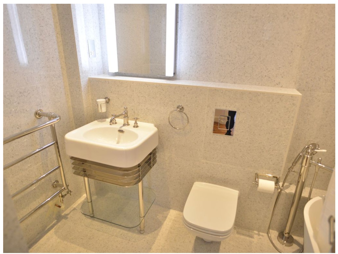 3 Bed Flat, Emery Hill Street, SW1P, N1 7GU photo 3