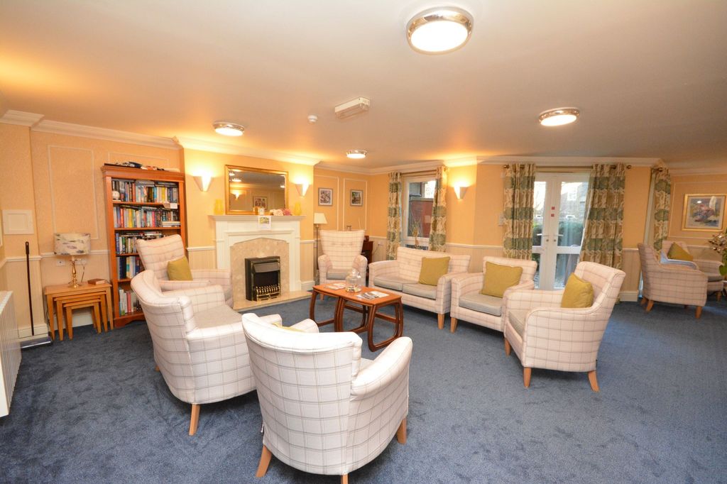 Additional image 9 of 1 bed flat for saleWellside Place, Wellside Court FK1