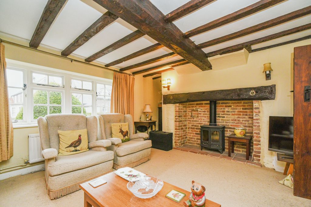 4 bed detached house for saleMilton Road, Pewsey SN9