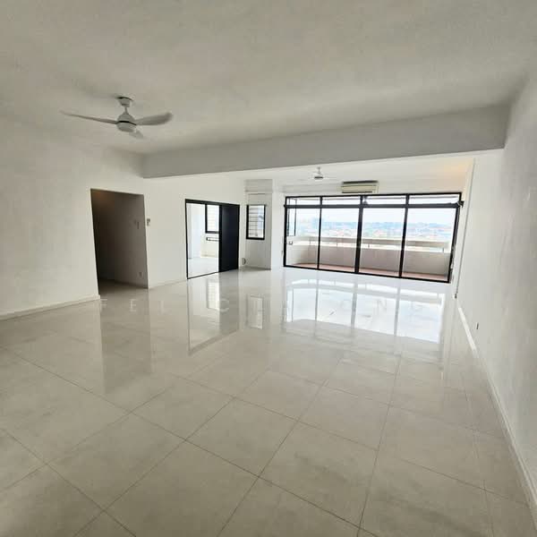 526 East Coast Road photo 2