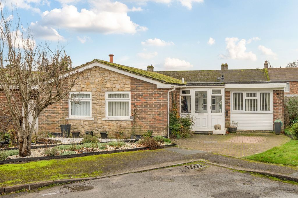 3 bed detached house for saleHeathfield Park, Midhurst GU29
