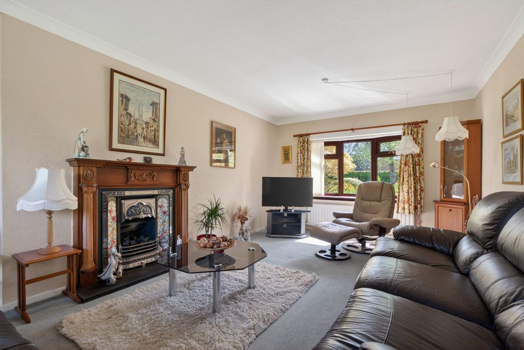 Additional image 19 of 5 bed detached house for saleBeverley Road, Leamington Spa, Warwickshire CV32