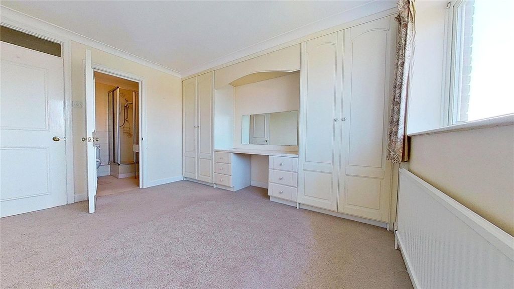 Additional image 14 of 2 bed flat for saleKings Court, Brighton Road, Lancing, West Sussex BN15