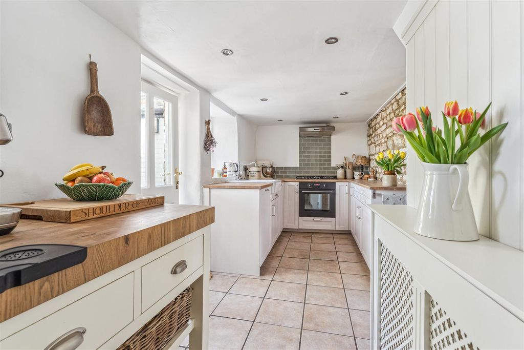 Additional image 6 of 3 bed end terrace house for saleHigh Street South, Olney MK46