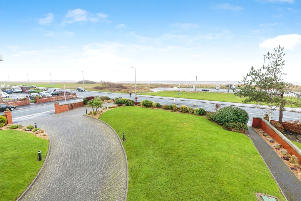 Additional image 2 of 2 bed flat for saleSouth Promenade, Lytham St. Annes, Lancashire FY8
