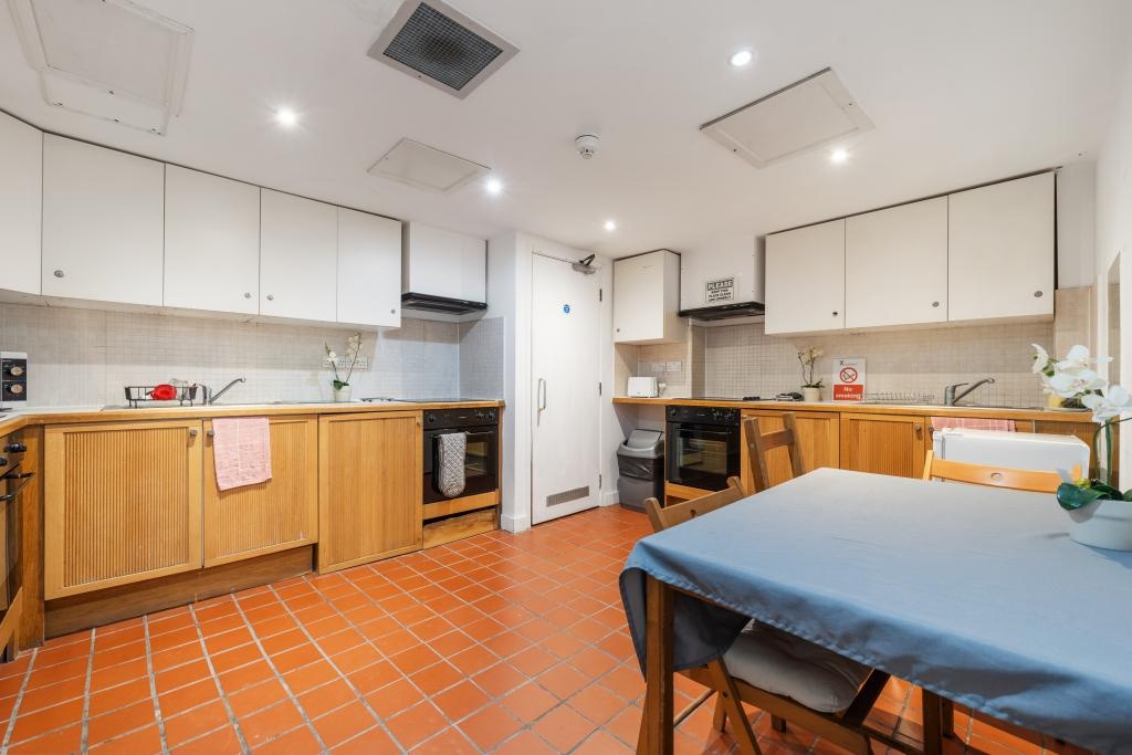 Studio Flat, North Gower Street, NW1, N1 7GU photo 4