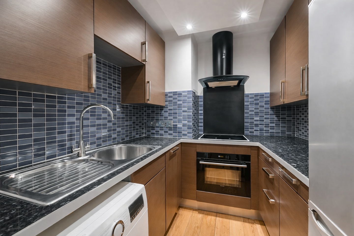 2 Bed Flat, George St, W1U, N1 7GU photo 4