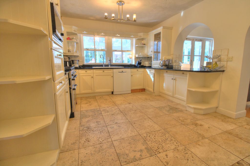 Additional image 13 of 4 bed detached house for saleStanding Stones, Northampton NN3