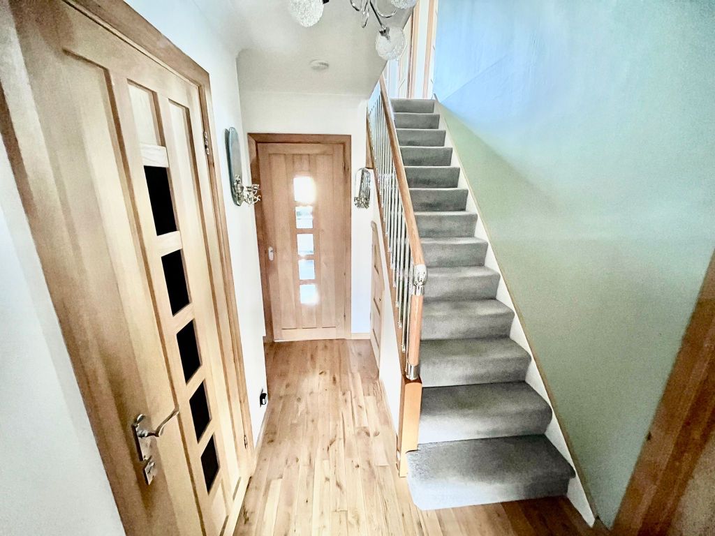 Additional image 13 of 5 bed detached house for saleDulwich Close, Newport Pagnell MK16