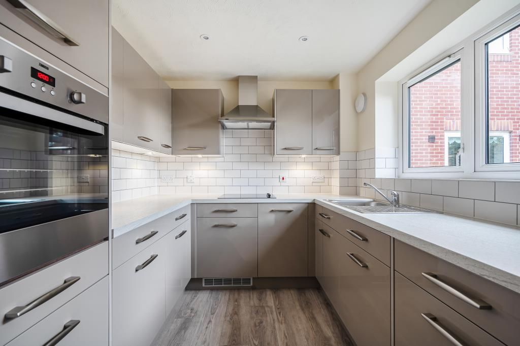 Additional image 10 of 1 bed flat for saleChiltern Lodge, Princes Risborough HP27