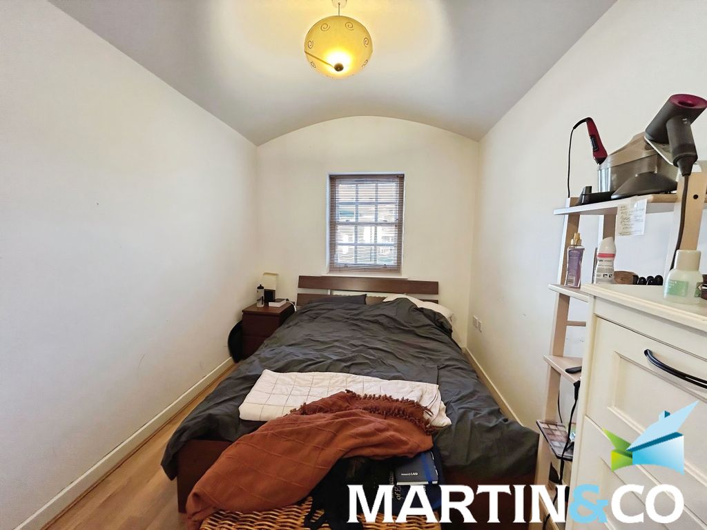 Additional image 4 of 1 bed flat for saleParklands Manor, Tuke Grove, Wakefield, West Yorkshire WF1