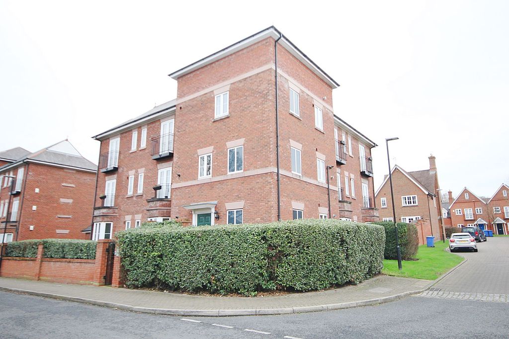 2 bed flat for saleBallantyne Place, Winwick WA2