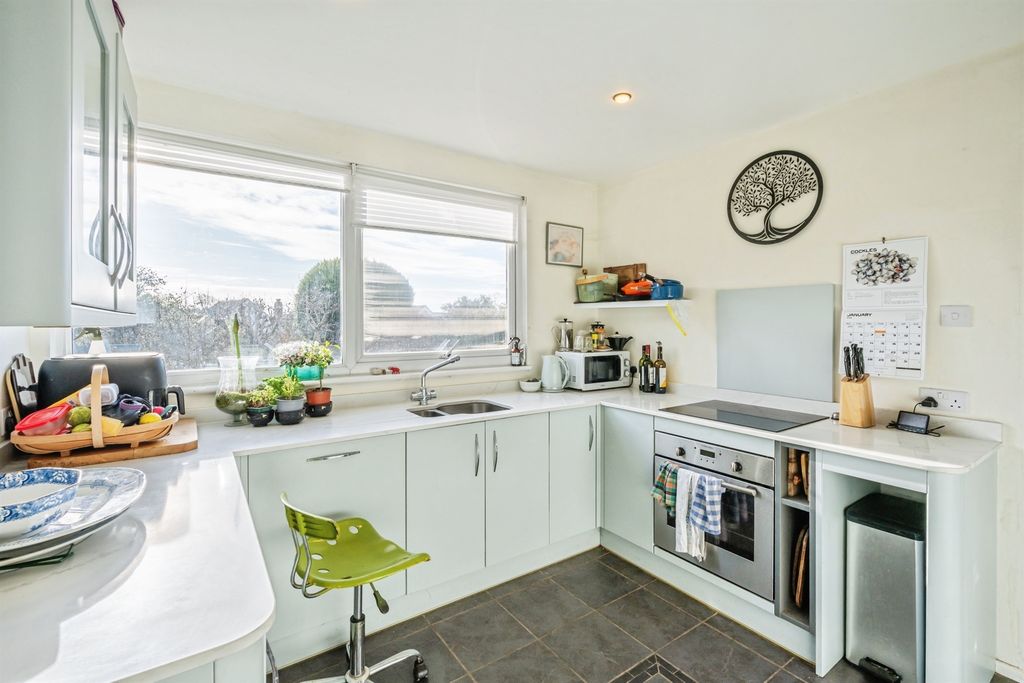 Additional image 4 of 4 bed detached house for saleDenton Rise, Newhaven BN9