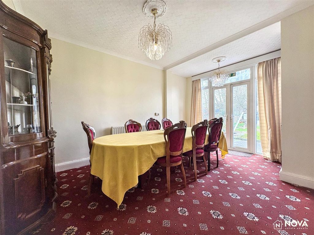 Additional image 5 of 9 bed detached house for saleLansdowne House, Luton LU3