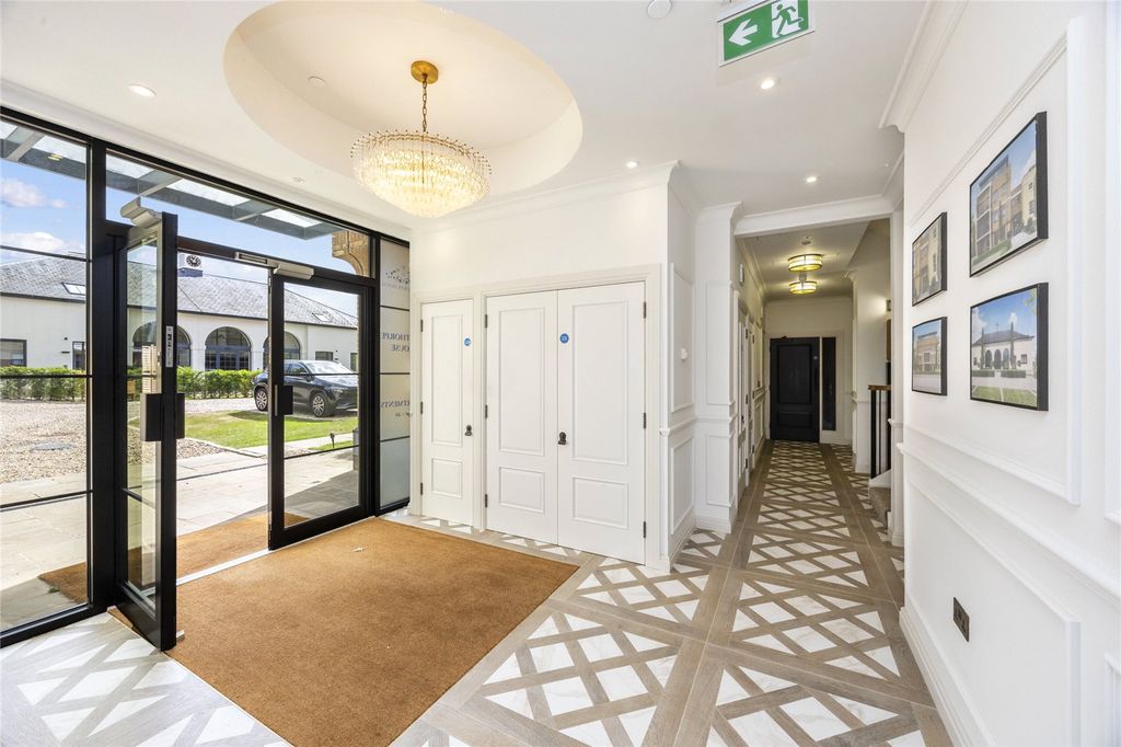 Additional image 9 of 3 bed flat for saleWesthorpe House, Marlow, Buckinghamshire SL7