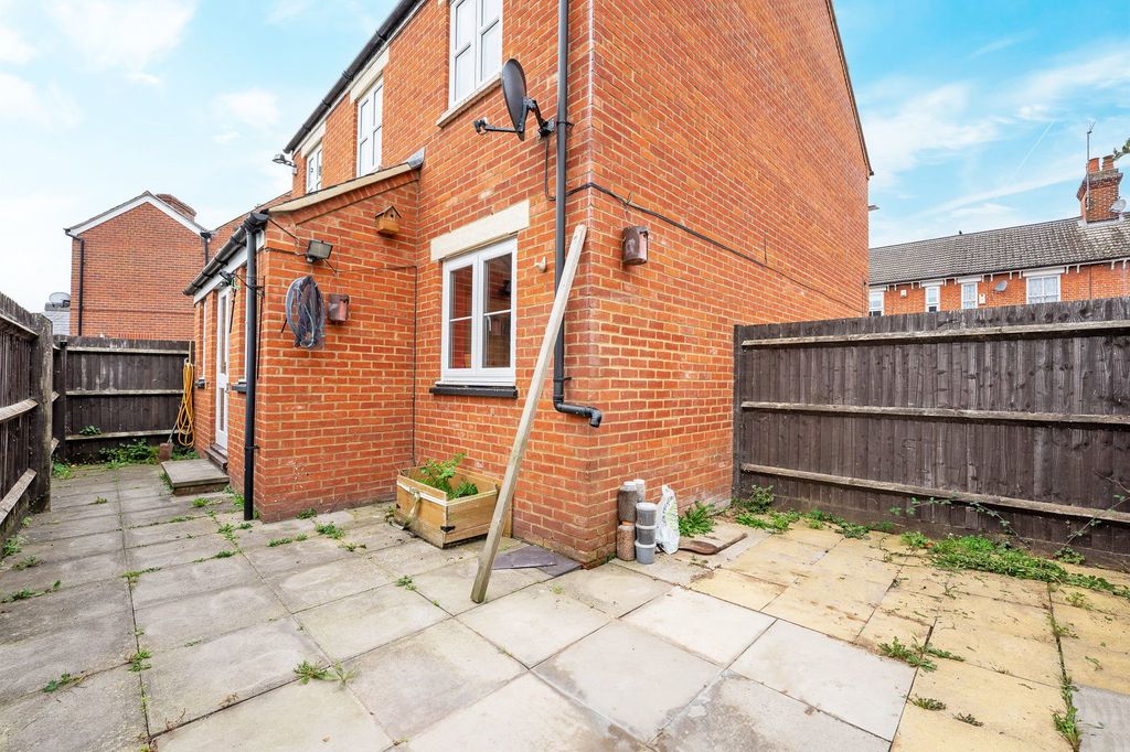 Additional image 12 of 2 bed flat for saleNewton Street, Olney MK46