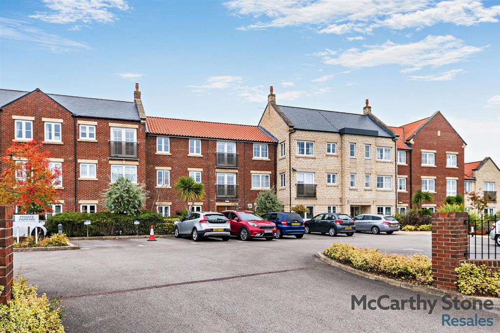 Additional image 32 of 2 bed flat for saleRyebeck Court, Eastgate, Pickering YO18