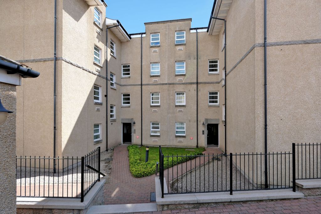 Additional image 8 of 2 bed flat for saleGreat Western Road, The City Centre, Aberdeen AB10