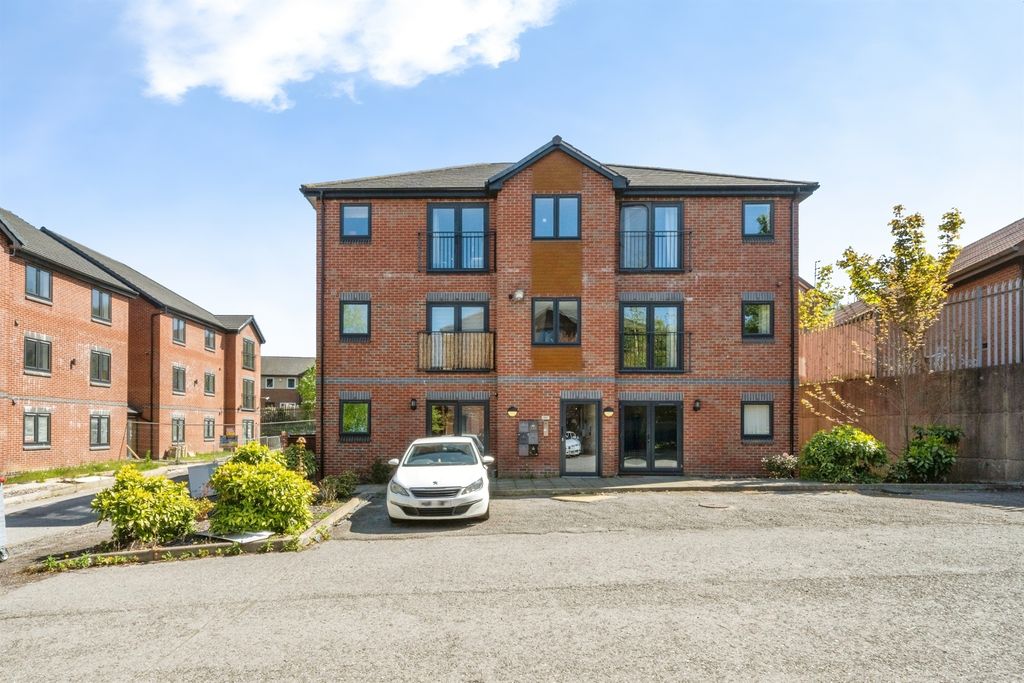 2 bed flat for saleKilner Court, Denaby Main, Doncaster DN12