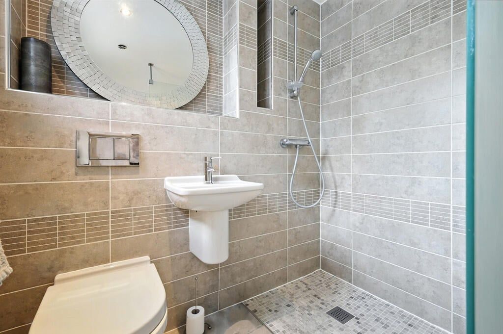 Additional image 17 of 4 bed terraced house for saleCromwell Hill, Maldon CM9