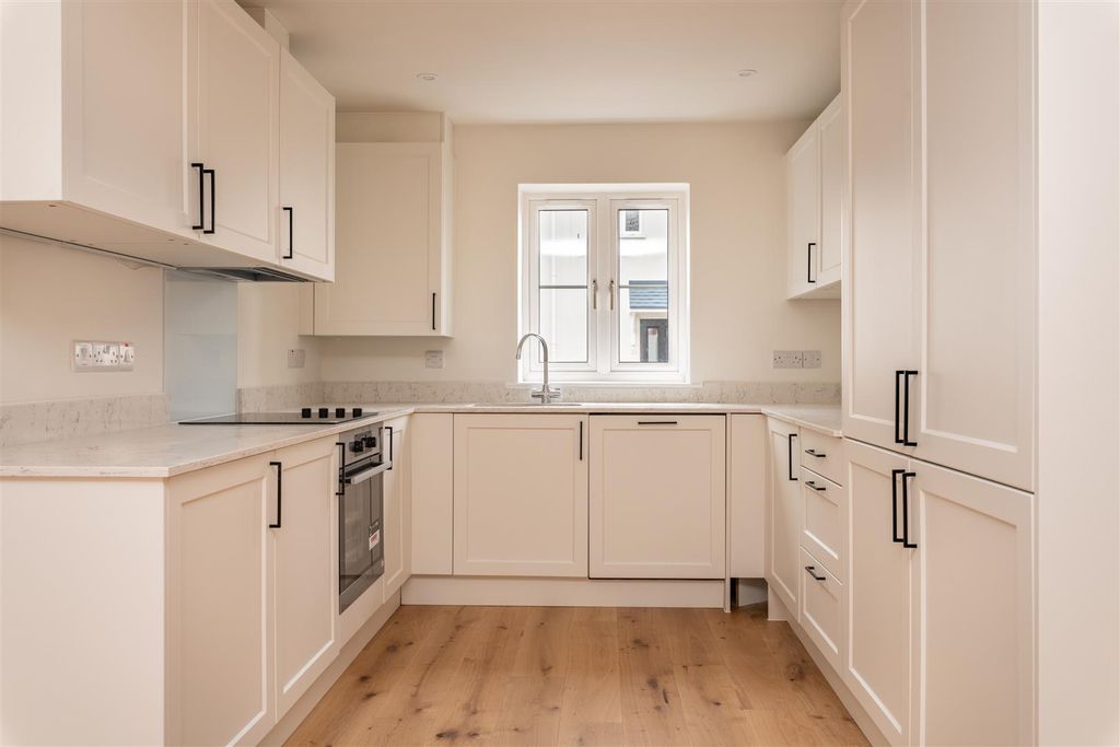 Additional image 5 of 4 bed terraced house for sale'the Chippel', Monmouth Park, Lyme Regis DT7