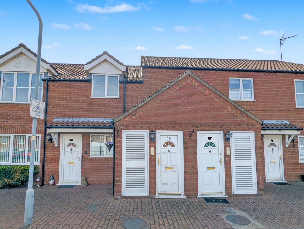 1 bed flat for saleSutton Court, Skegness PE25