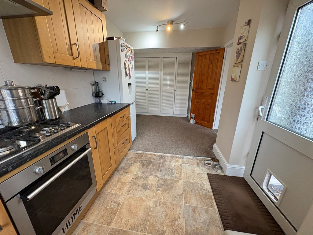 Additional image 3 of 3 bed town house for saleCedar Avenue, Lutterworth LE17