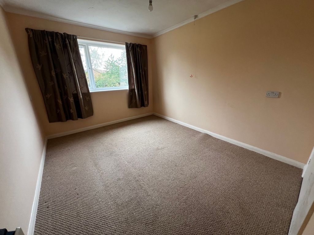 Additional image 6 of 1 bed flat for saleRuskin Court, Newport Pagnell MK16