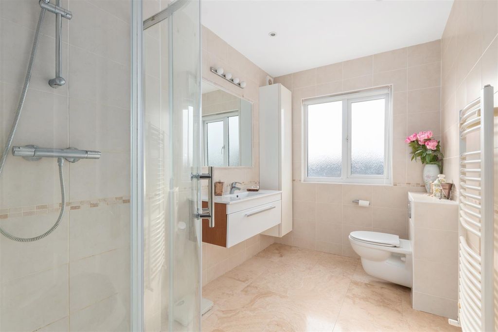 Additional image 11 of 4 bed property for saleWestcroft Gardens, Morden SM4